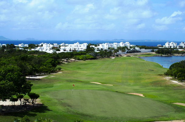 greg norman golf course cancun